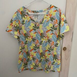 LL Bean Tropical V-Neck Shirt Sz. XL